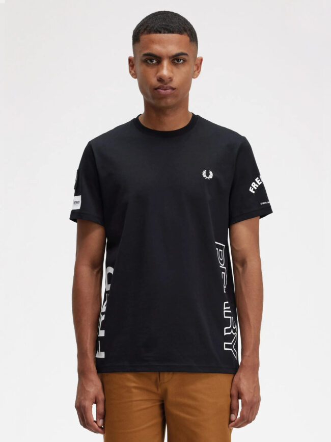 M5623-BOLD-BRANDING-T-SHIRT-NERA-FRED-PERRY-UOMO-3