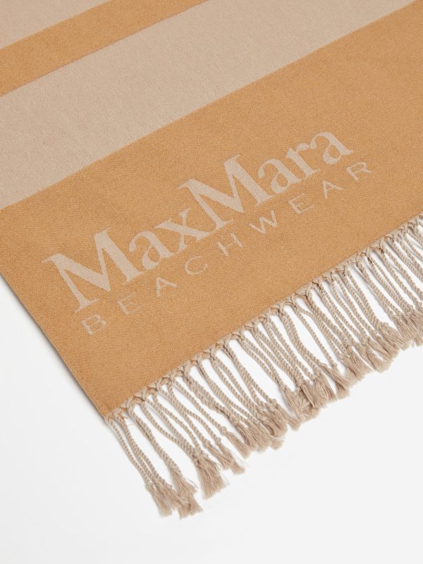 telo da spiaggia in cotone cannella modello Vivy Max Mara Beachwear detail